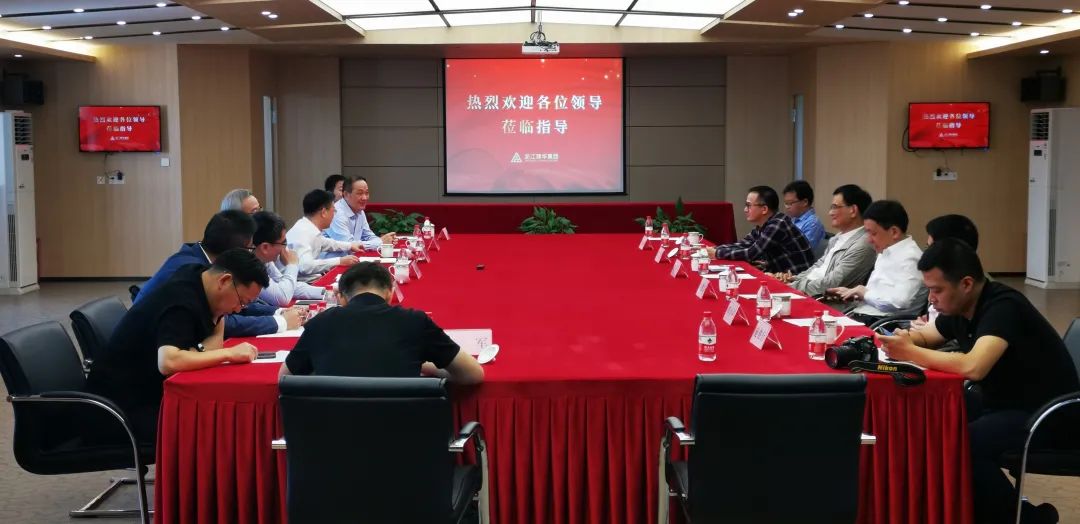 省委常委、統(tǒng)戰(zhàn)部部長熊建平蒞臨集團調(diào)研